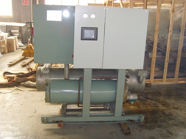 乌拉特前酒店中央空调不停机清洗方法介绍